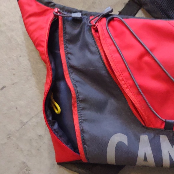 Camelbak Red Hydrobak Backpack Hiking Outdoor Racing Water Pack - Picture 3 of 4